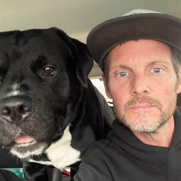 Meet your Posher, Austin - Picture 2 of 5